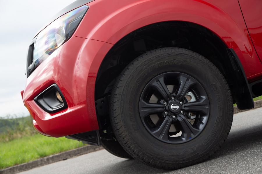 Колеса Nissan Frontier Attack (D23) 2018 года  (LA) (фото 24 из 30)